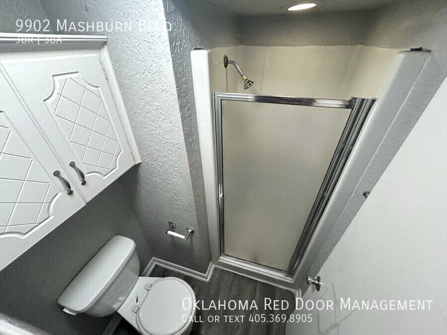 9902 Mashburn Blvd - Photo 7 of 25