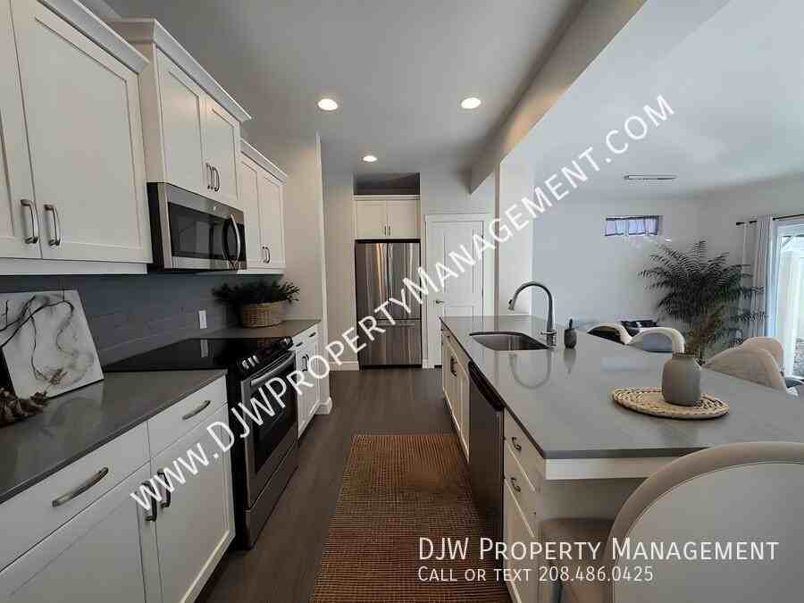 2351 E Danzee Dr - Photo 3 of 15