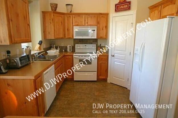 2296 E White Hawk St - Photo 4 of 5