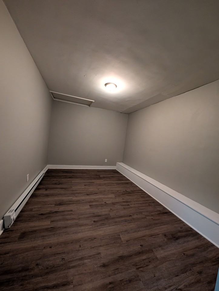 56 1/2 W Main St #A - Photo 5 of 10