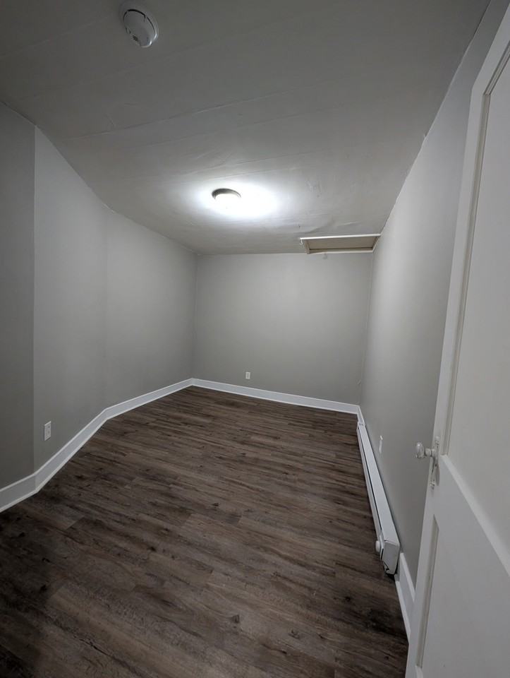 56 1/2 W Main St #A - Photo 6 of 10