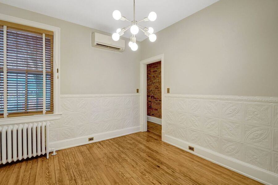 1511 D St Se - Photo 7 of 40