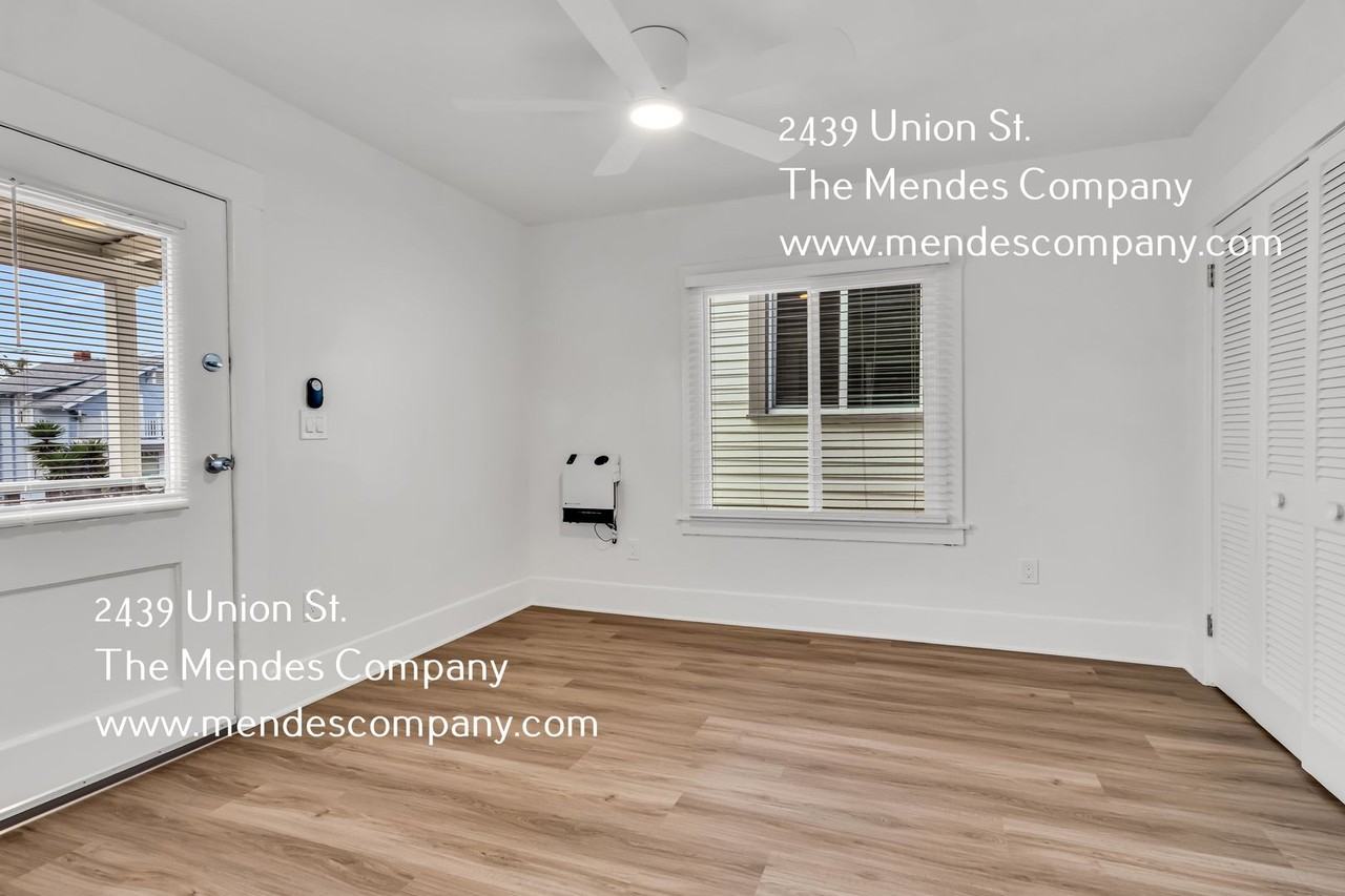 2439 Union St - Photo 4 of 17