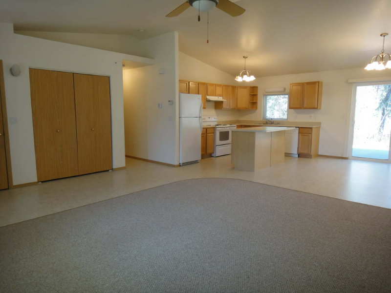 771 Turner Dr - Photo 3 of 15