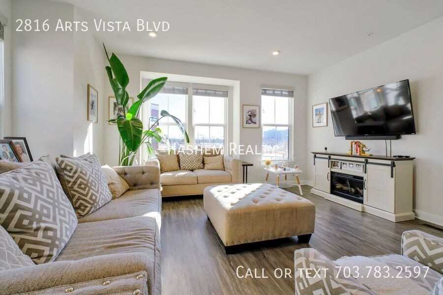 2816 Arts Vista Blvd - Photo 6 of 23