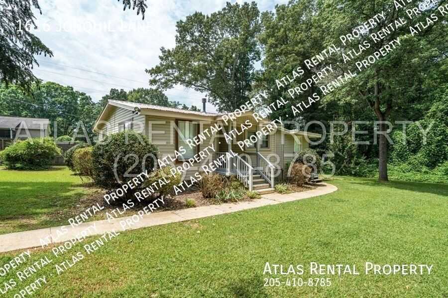 1616 Jonquil Ln - Photo 3 of 22