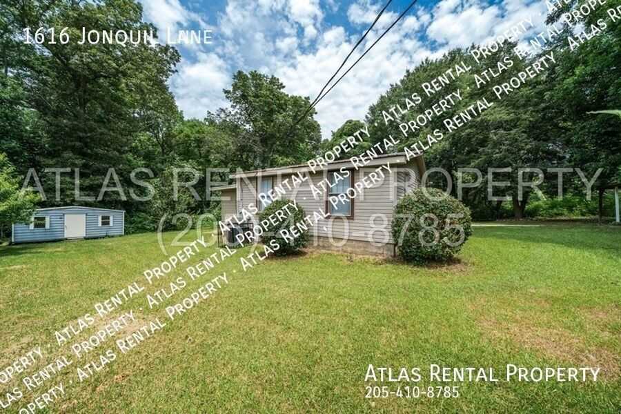 1616 Jonquil Ln - Photo 4 of 22