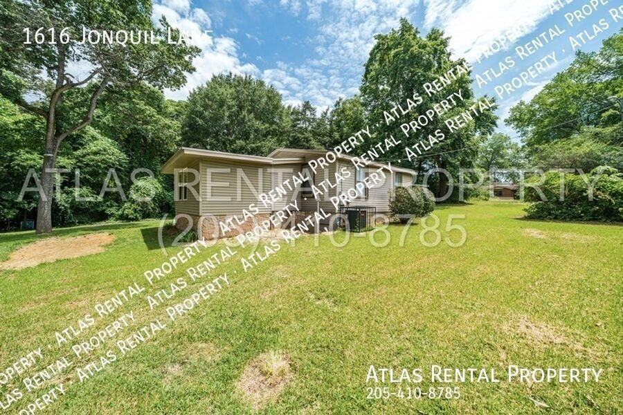 1616 Jonquil Ln - Photo 6 of 22