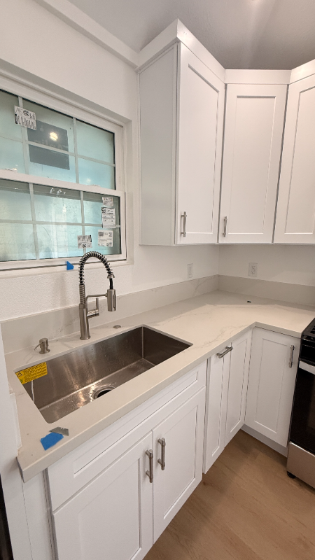 10548 1/2 Stonybrook Ave - Photo 2 of 13