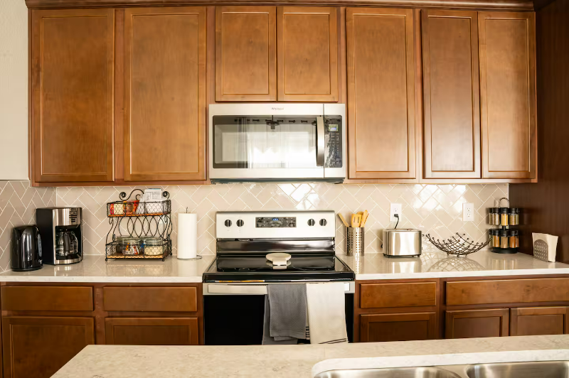 6253 N Liverpool St - Photo 2 of 18