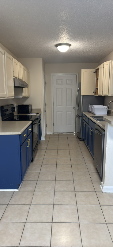 7337 Leghorn St - Photo 6 of 15