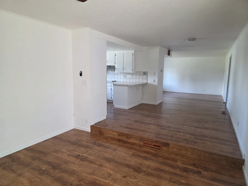 776 Berkshire Pl - Photo 7 of 19