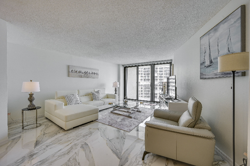 320 Seaview Ct #1002 - Photo 3 of 20