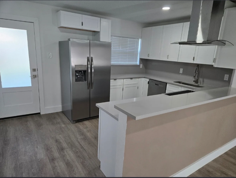 3950 Ambrose Cir - Photo 5 of 9