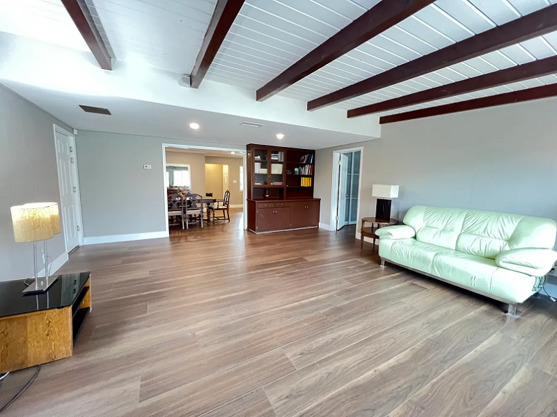 139 E Dexter St - Photo 4 of 20