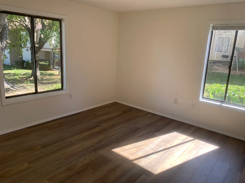 1702 N Hamilton St #C - Photo 5 of 7