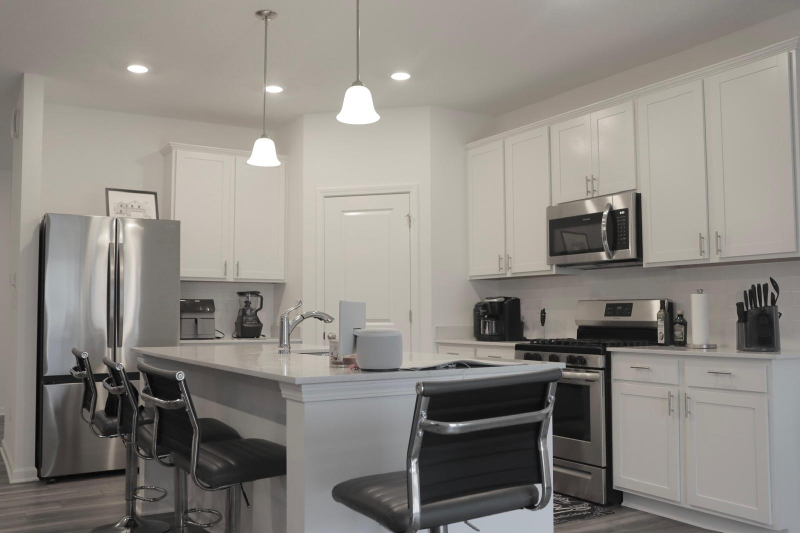 313 Cape May Dr - Photo 4 of 16