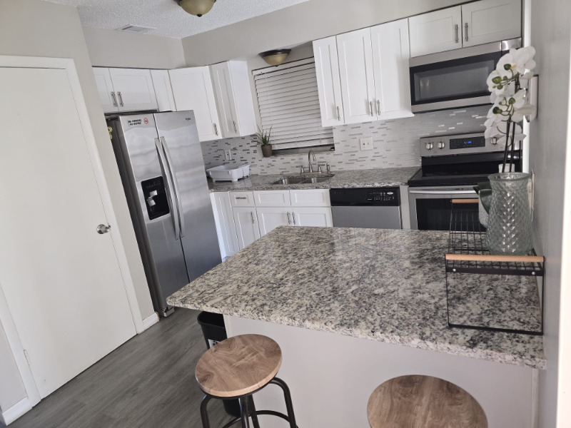 3796 139th Ave - Photo 3 of 5