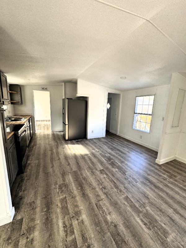 1430 Lanier Rd - Photo 3 of 10