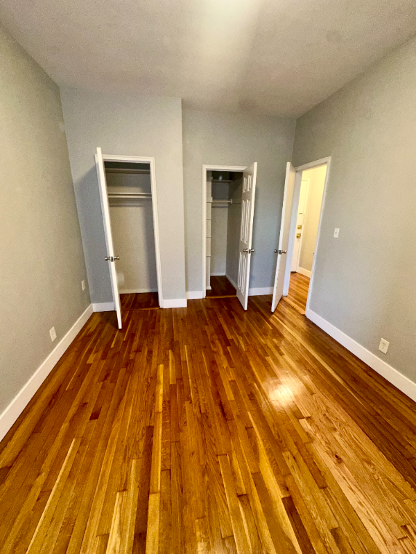 85 Easton Ave #2A - Photo 5 of 9