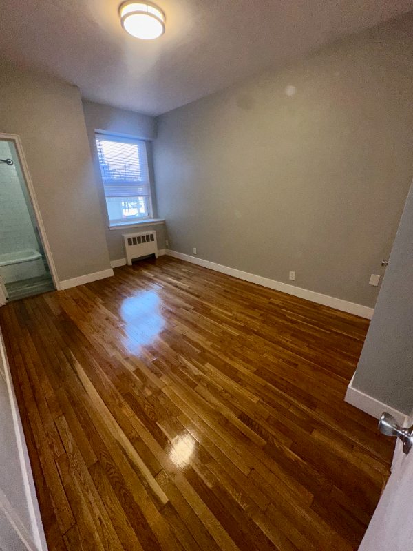 85 Easton Ave #2A - Photo 6 of 9