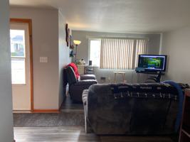 featured image of 415 E Staat St