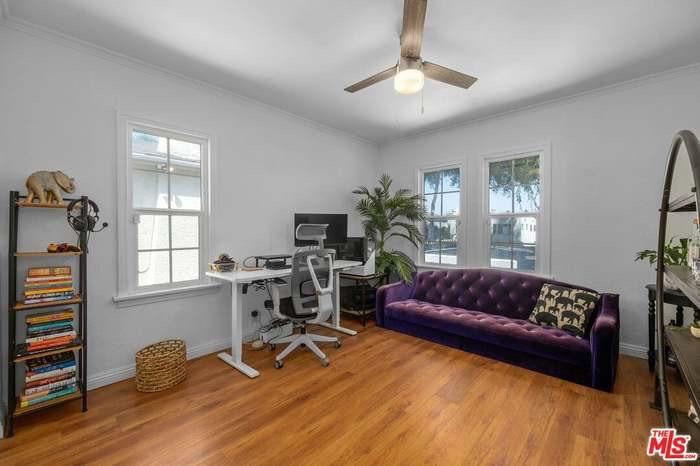 612 W 105th St - Photo 5 of 13