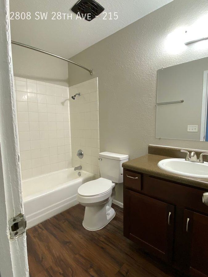 2808 Sw 28th Ave #215 - Photo 5 of 10