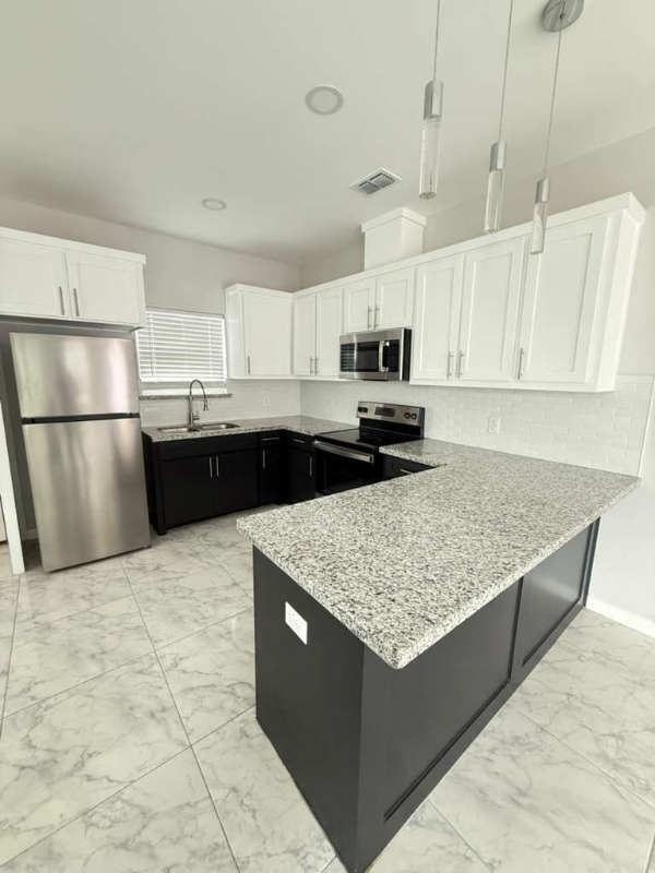 5808 Northwestern Ave #3 - Photo 3 of 14