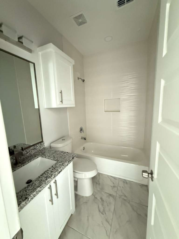 5808 Northwestern Ave #3 - Photo 7 of 14