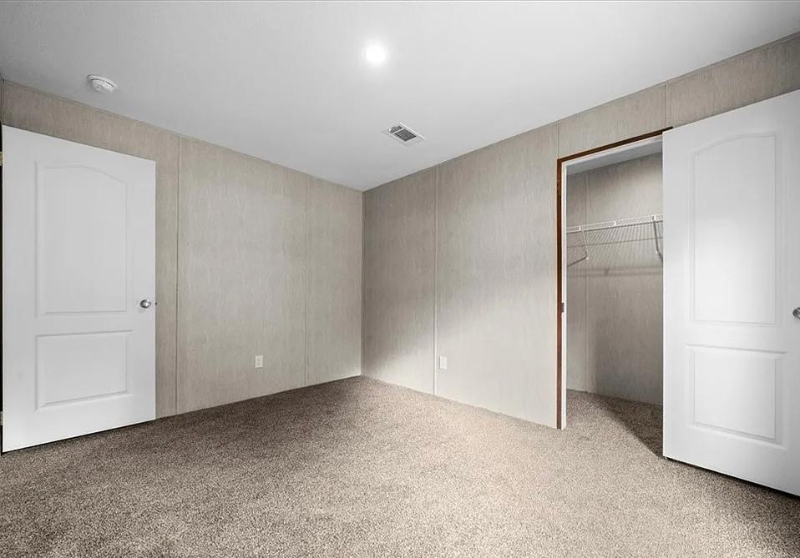 11245 Nw 8th St - Photo 3 of 5