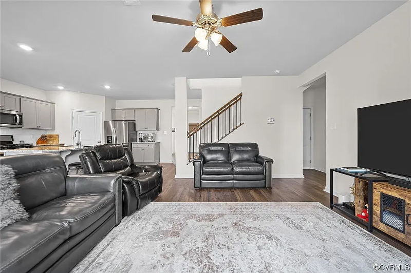 5519 Tag Alder Ter - Photo 3 of 20