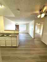 featured image of 926 W 85th St #201