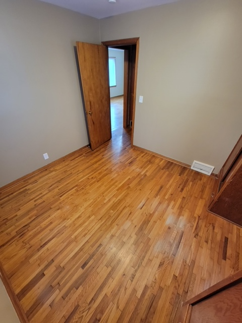 3420 N 51st St - Photo 6 of 18