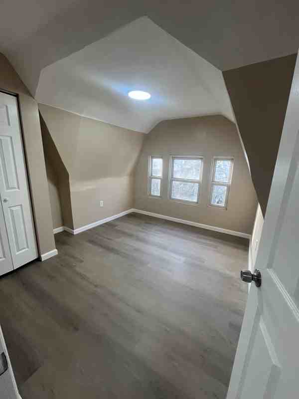 128 N 14th St #3 - Photo 2 of 6
