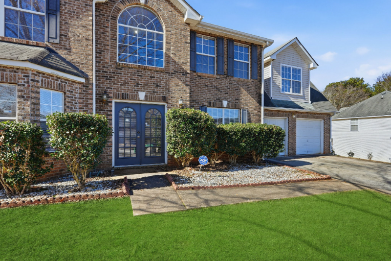 589 Wren Walk - Photo 2 of 20