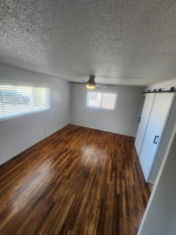 8616 Edgemere Blvd - Photo 7 of 12