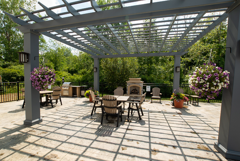 2493 Sweet Home Rd #202