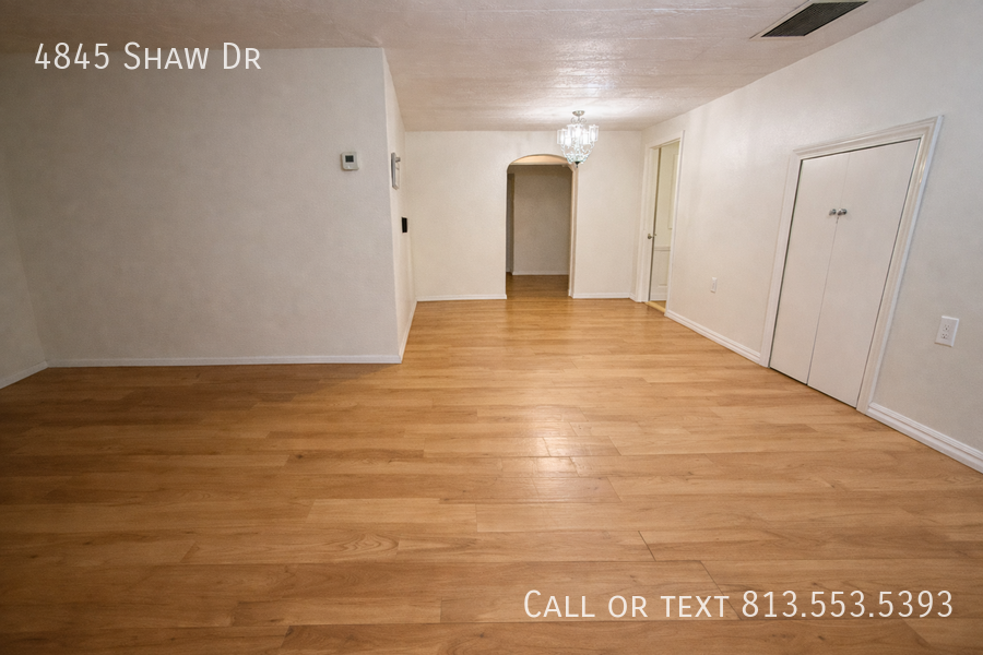 4845 Shaw Dr - Photo 5 of 25