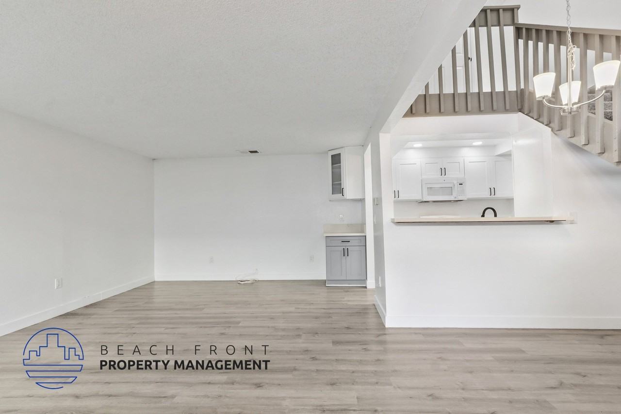 Amberwood Park Apartments - Photo 7 of 12