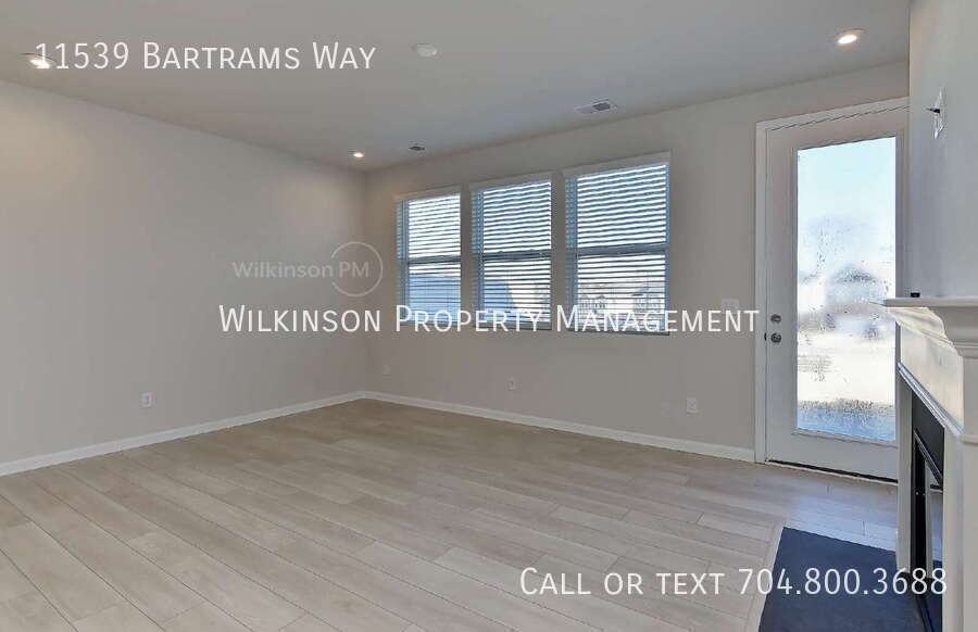 11539 Bartrams Way - Photo 6 of 37