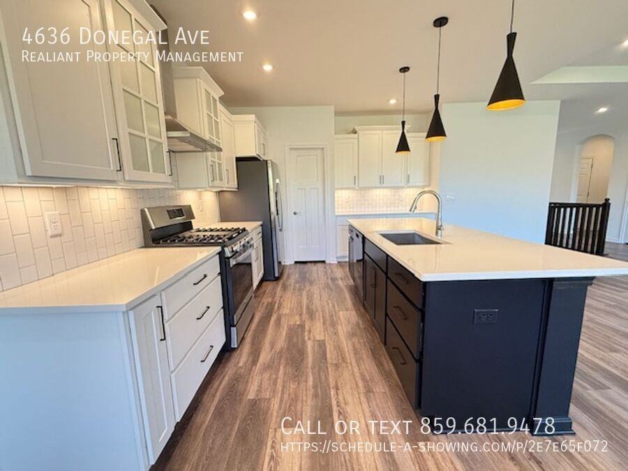 4636 Donegal Ave - Photo 3 of 27