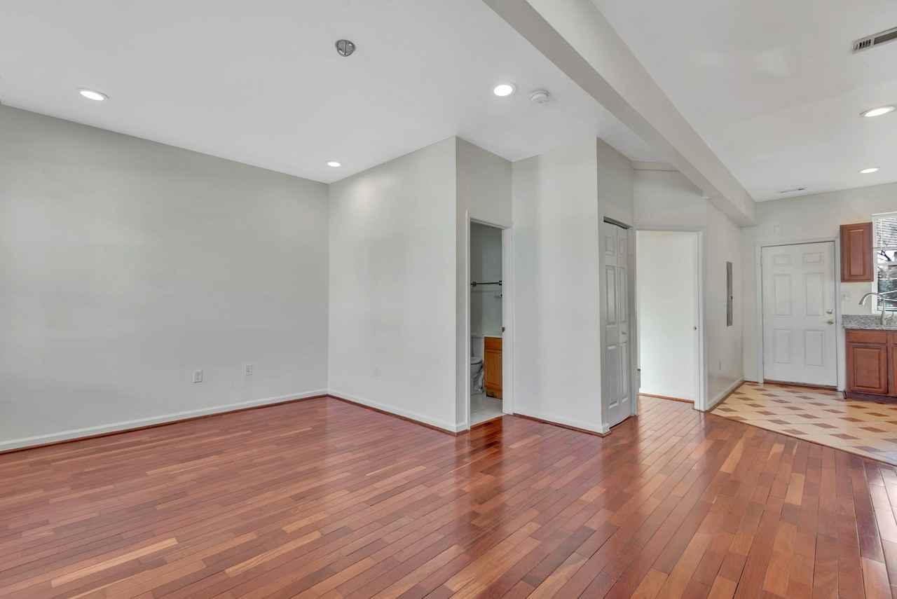 806 Kennedy St Nw #2 - Photo 2 of 11