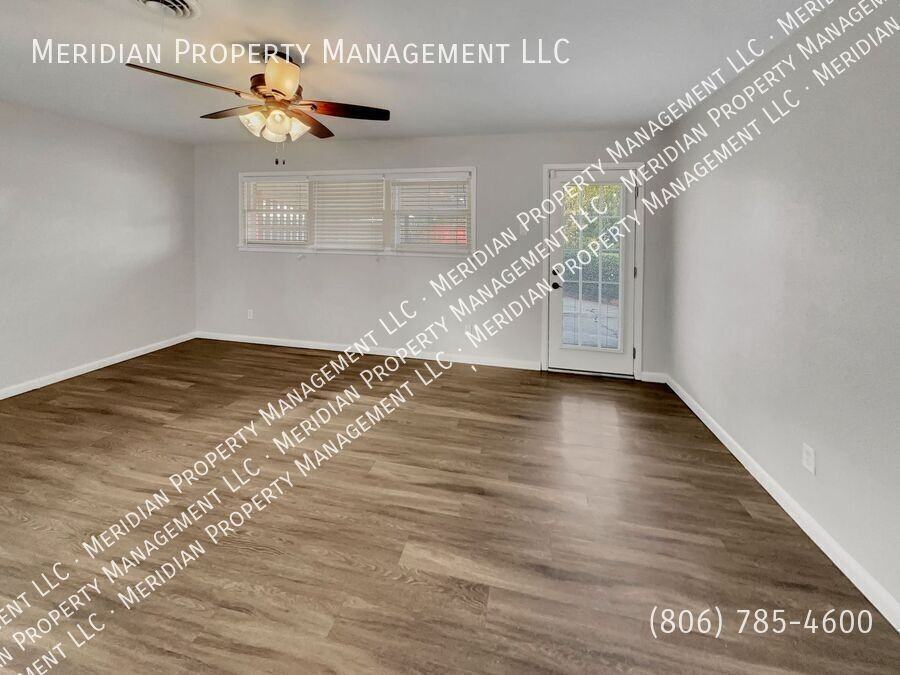 4914 11th St - Photo 7 of 31