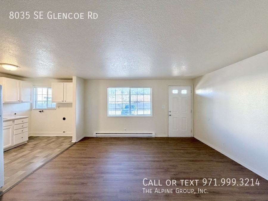 8035 Se Glencoe Rd - Photo 2 of 17