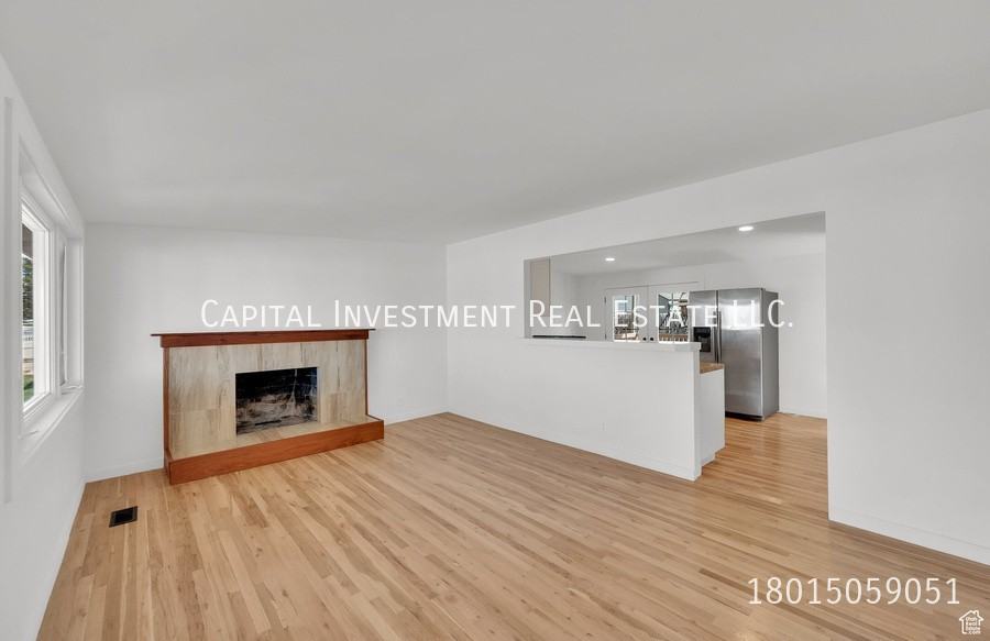 684 Oquirrh Ave - Photo 6 of 26