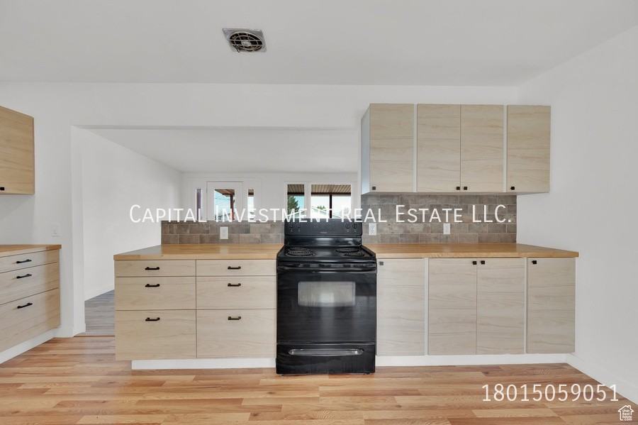 684 Oquirrh Ave - Photo 7 of 26