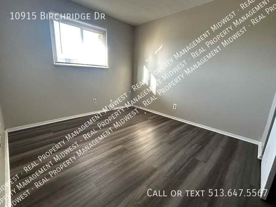 10915 Birchridge Dr - Photo 6 of 17