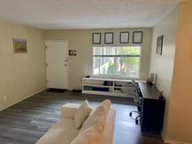 8207 De Longpre Ave #6 - Photo 1 of 1