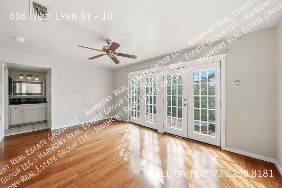 606 W Lynn St #10 - Photo 4 of 10
